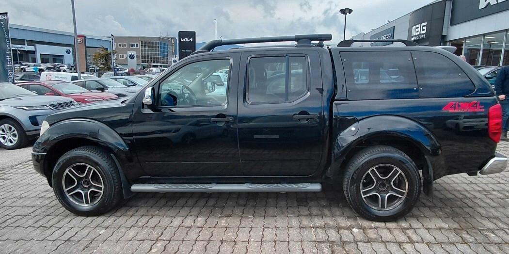 Nissan Navara 2.5 dCi 4 porte Double Cab LE