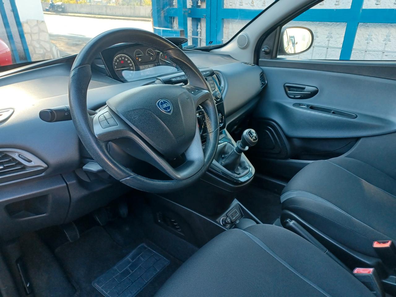 Lancia Ypsilon 1.2 5 porte Gold ANNO 2017 EURO 6