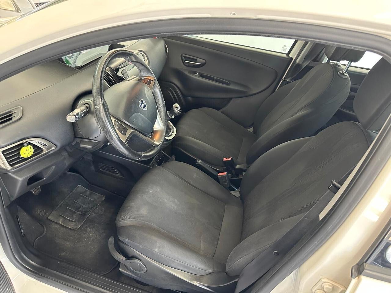 Lancia Ypsilon 1.2 69 CV 5 porte GPL Ecochic Gold