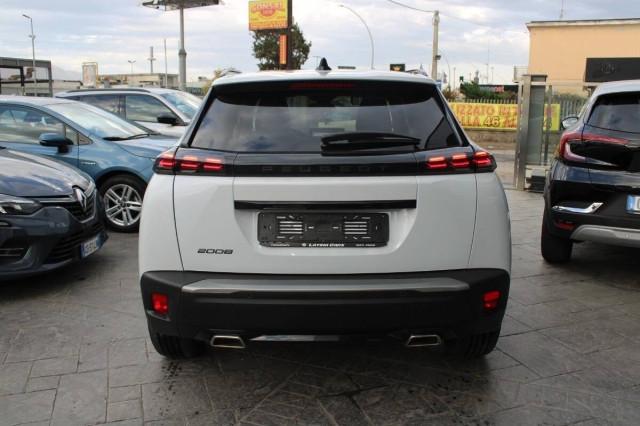 Peugeot 2008 1.2 puretech Allure 130cv automatica con CarPlay