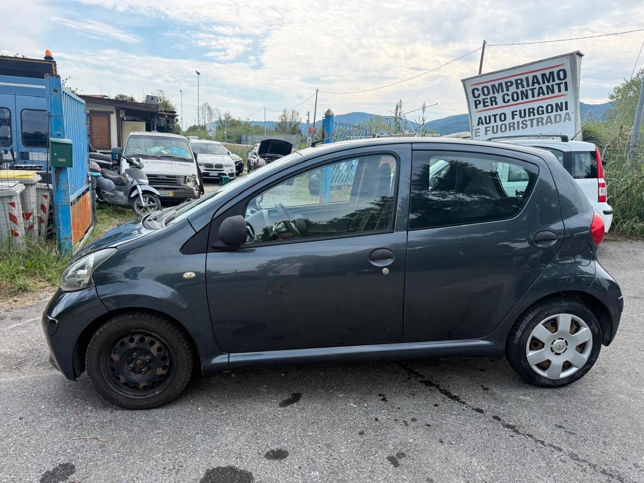 Toyota Aygo 1.0 12V VVT-i 5 porte Sound