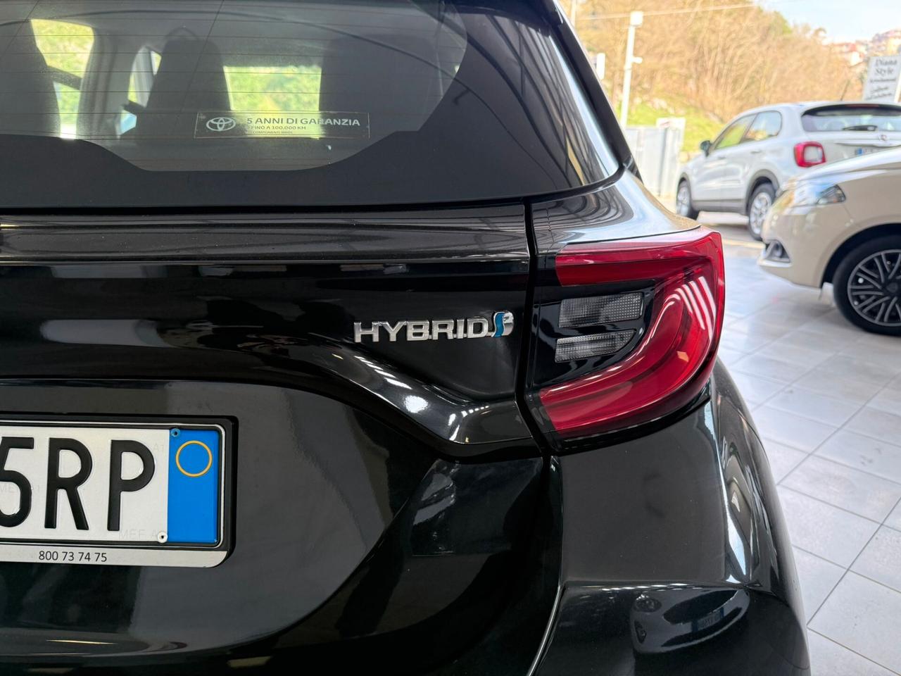 Toyota Yaris 1.5 Hybrid 5 porte Trend