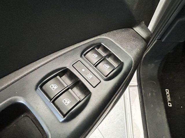 FIAT Doblo 1.4 Benzina AUTOVETTURA 5posti AGGIUNGERE IVA