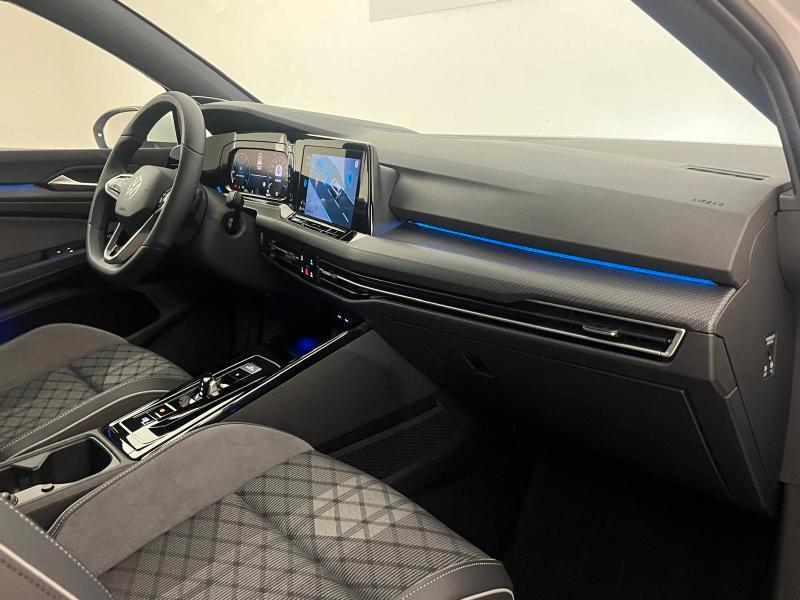 Volkswagen Golf 1.5 etsi R-Line 150cv dsg*SENZA VNCOLI