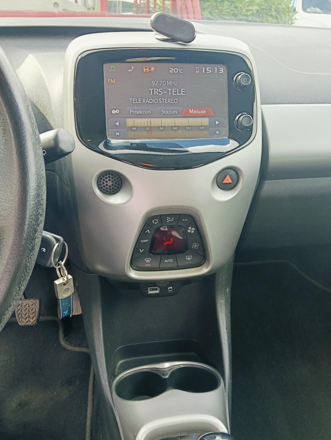 Toyota Aygo 1.0 VVT-i 72 CV 5 porte x-cool