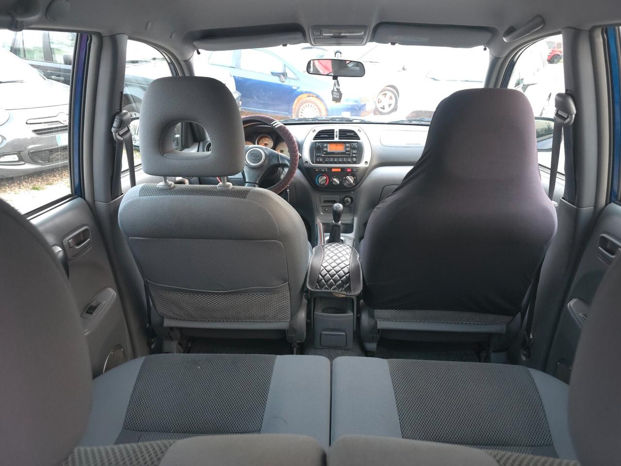 Toyota RAV 4 RAV4 2.0 Tdi D-4D cat 5 porte Sol