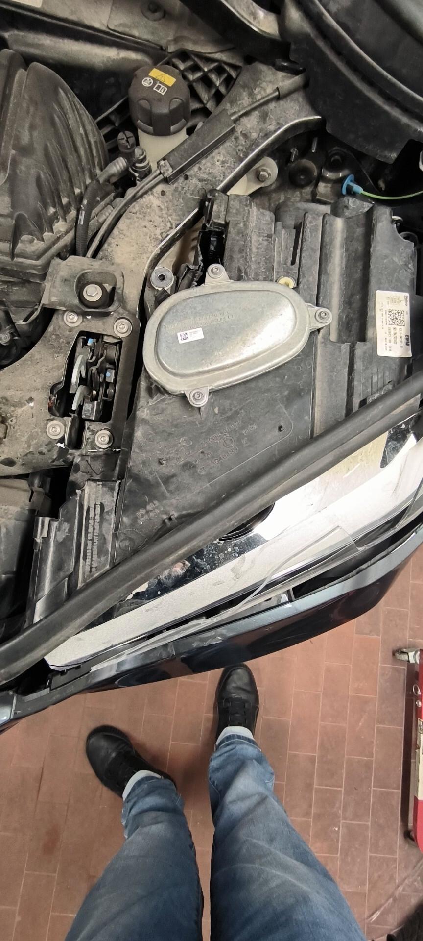 BMW X1 auto incidentata