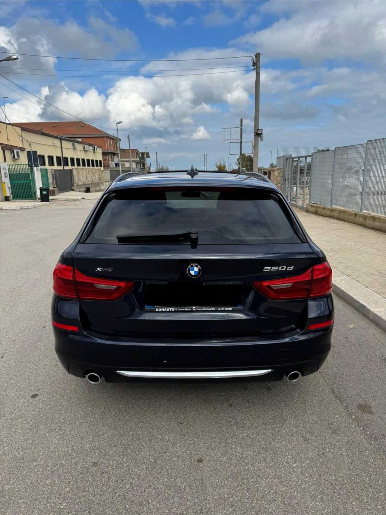 Bmw 520d xDrive Touring Luxury