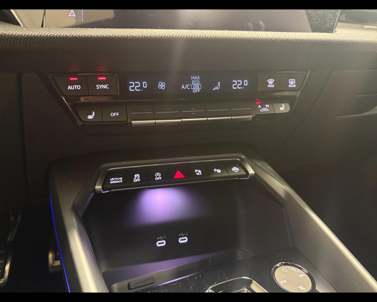 AUDI A3 ALLSTREET 35 2.0 TDI S-TRONIC IDENTITY CONTRAST