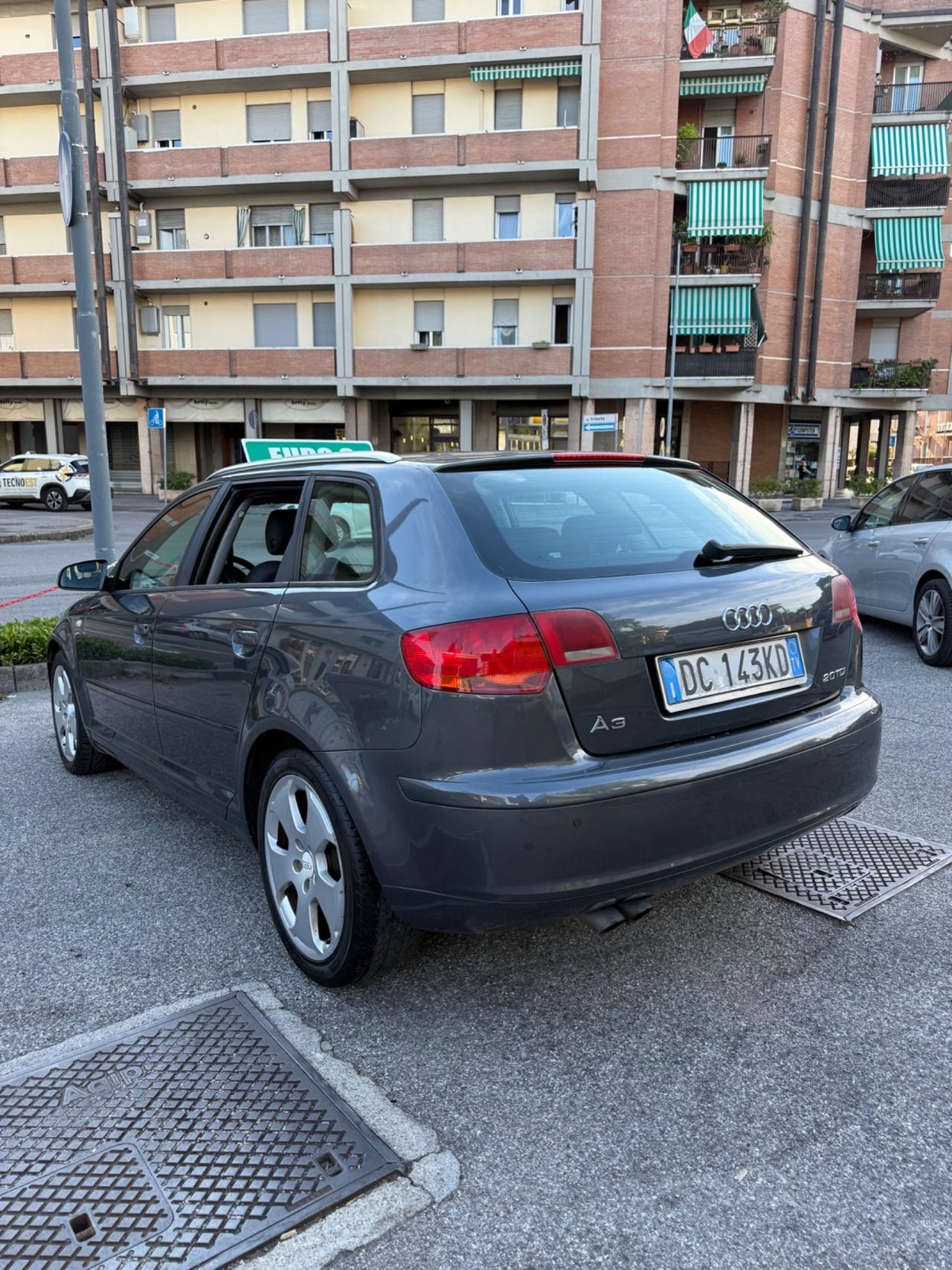 Audi A3 2.0 16V TDI Attraction