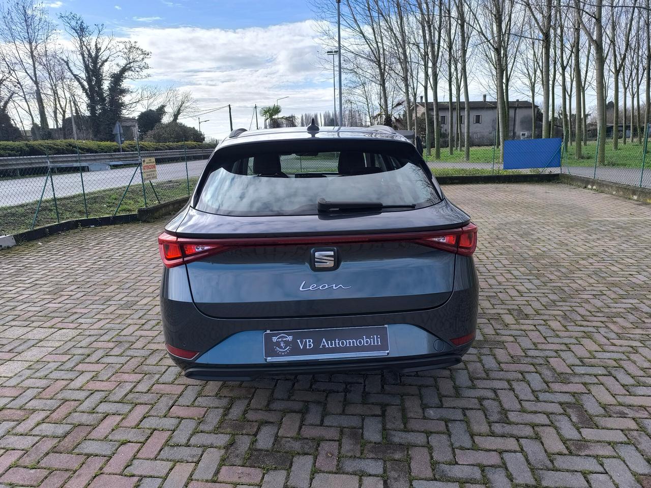 Seat Leon Sportstourer 1.5 TGI DSG Business