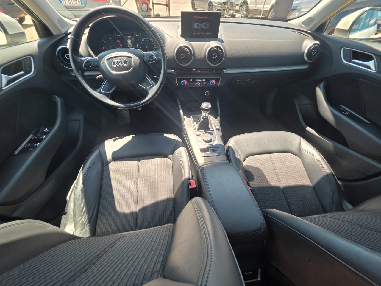 Audi A3 SPB 2.0 TDI 184 CV clean diesel Attraction