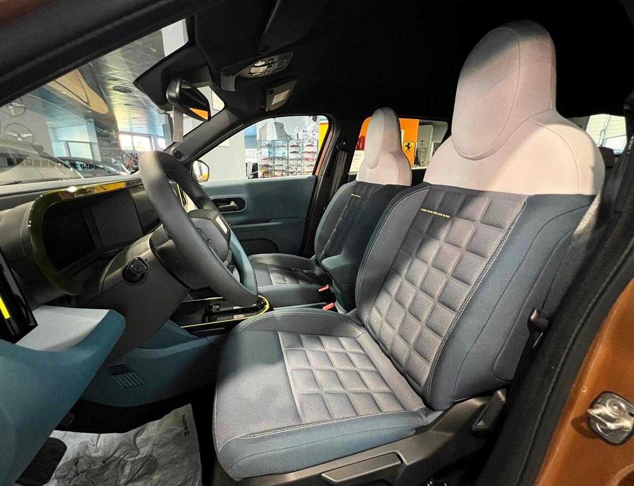 Fiat Grande Panda 1.2 Hybrid 110 CV S&S La Prima