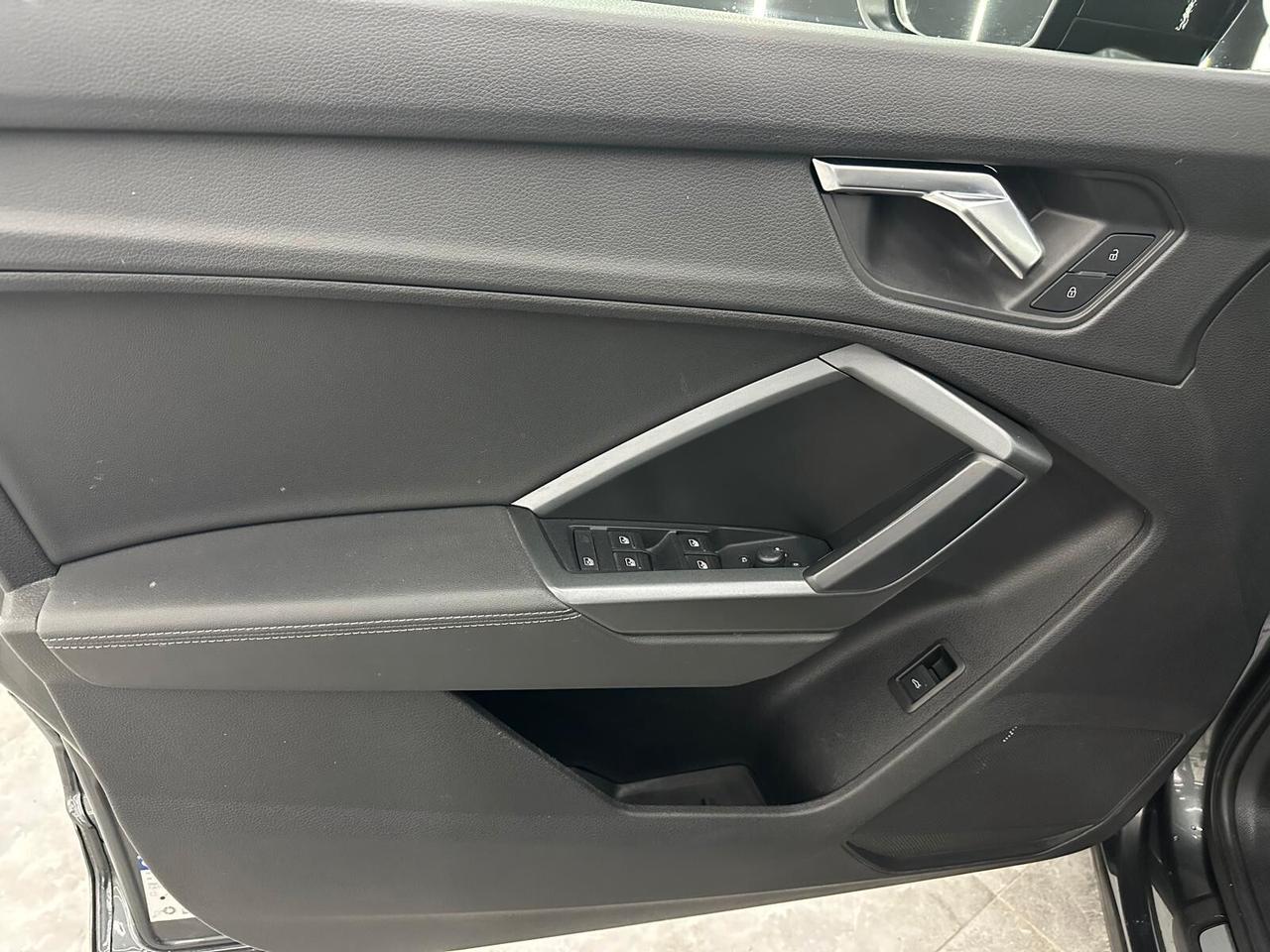 Audi Q3 35 TDI S tronic line edition