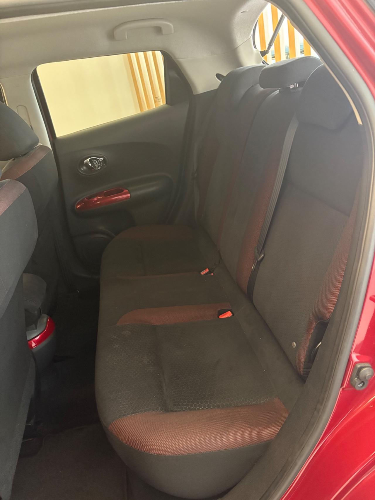 NISSAN JUKE 1.6 TEKNA CAMBIO AUTOM NEOPATENTATI UNIPRO
