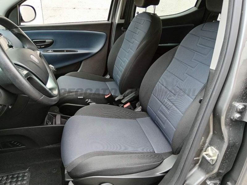 Lancia Ypsilon Ypsilon 1.0 firefly hybrid Platino s&s 70cv