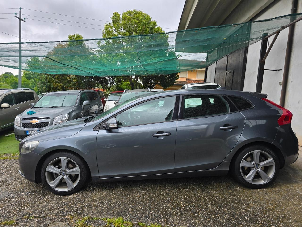 Volvo V40 D2 1.6D 114CV Momentum-2013