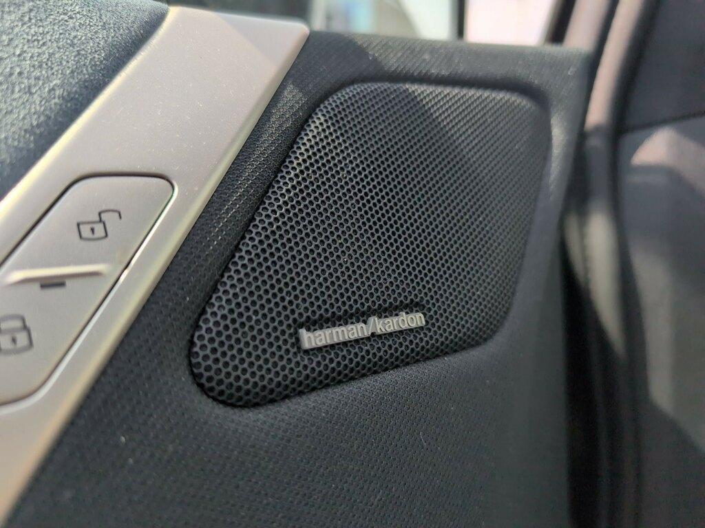BMW iX 40 pacchetto sportivo xDrive