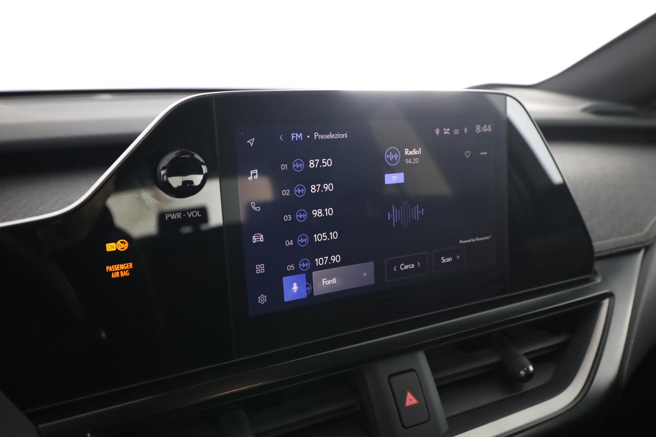 LEXUS UX Hybrid Urban