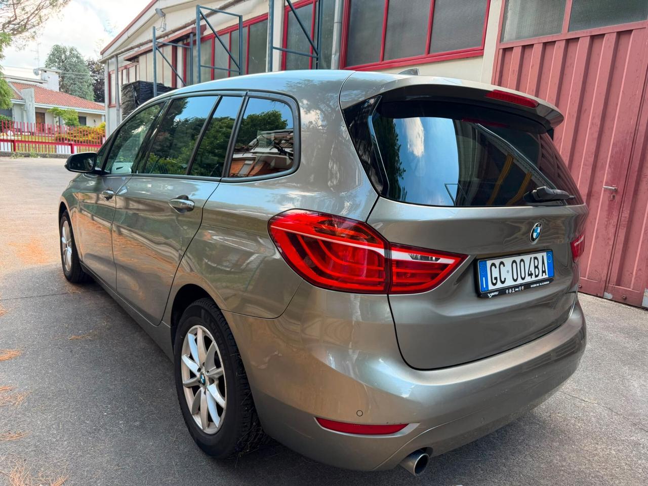 Bmw 2er Active Tourer 218d Advantage