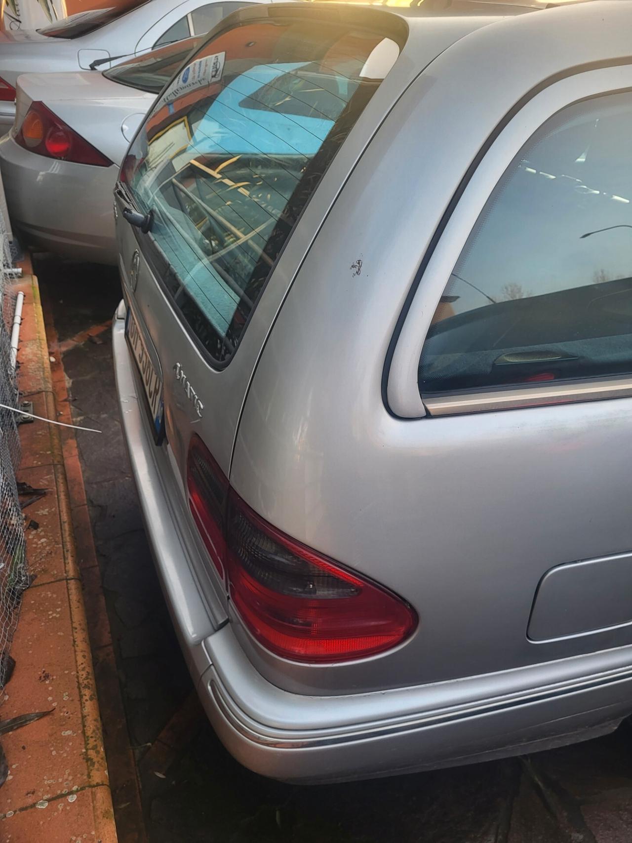 Mercedes-benz E 320 4 MATIC