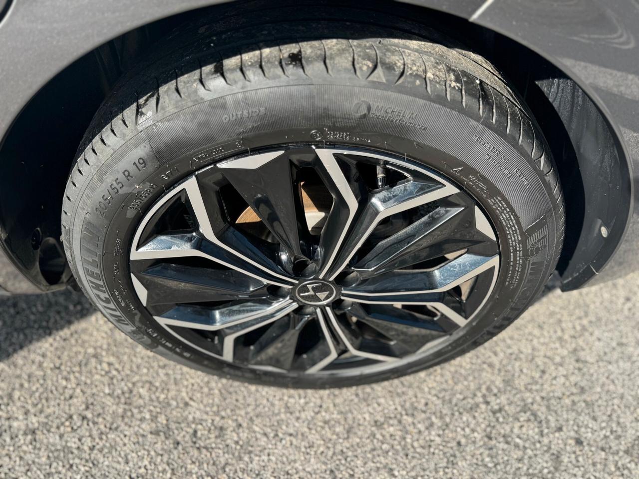DS 4 1.5cc BlueHDi 130cv Aut. Opera