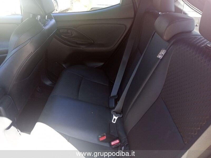 Toyota Yaris IV 2020 1.5h Lounge
