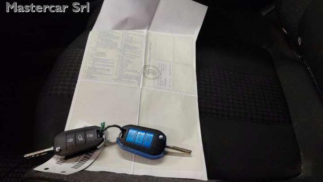 PEUGEOT 3008 DISTRIBUZIONE OK 1.5 bluehdi TG : FV696PS