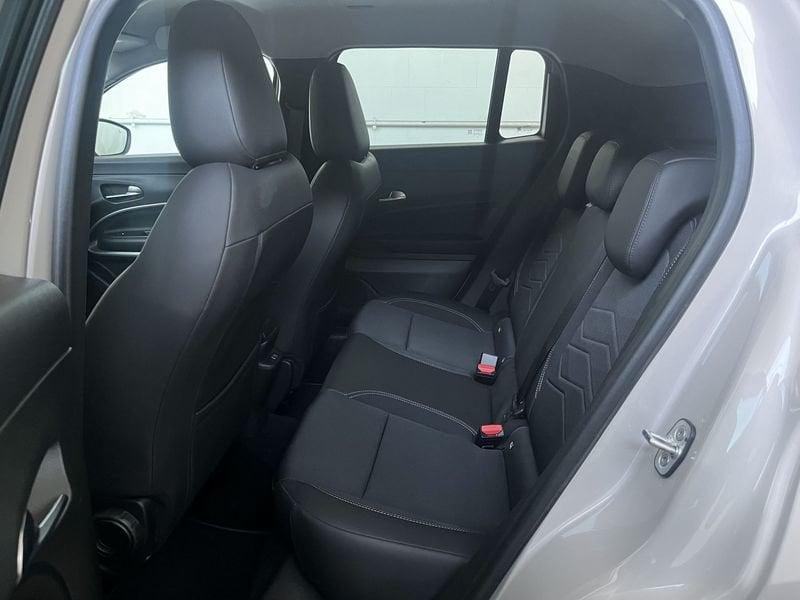 Jeep Avenger Avenger 1.2 turbo Summit 219,00 euro al mese