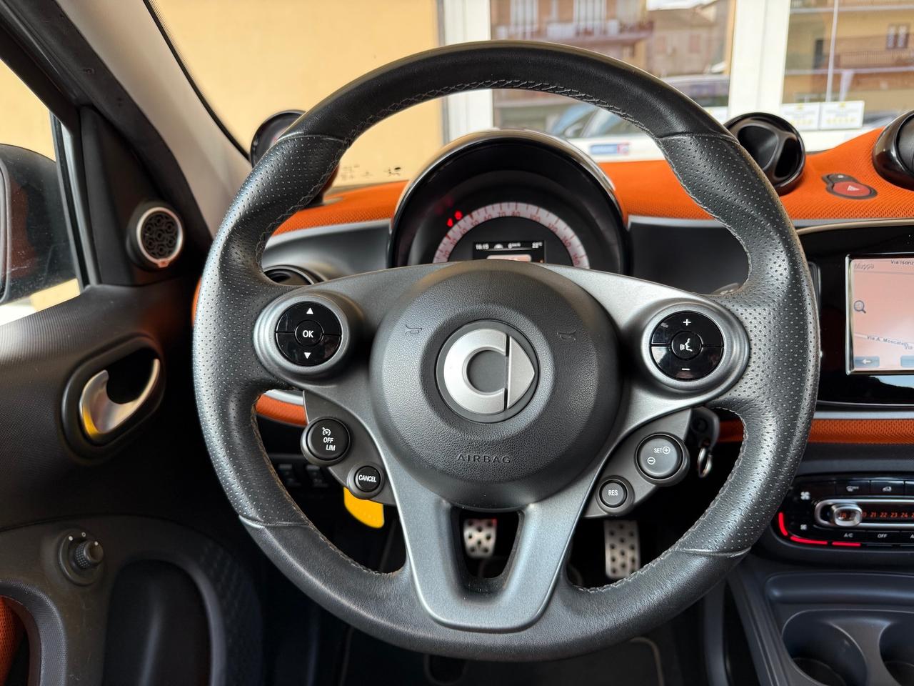 Smart ForFour 90 0.9 Turbo EDITION ONE JBL