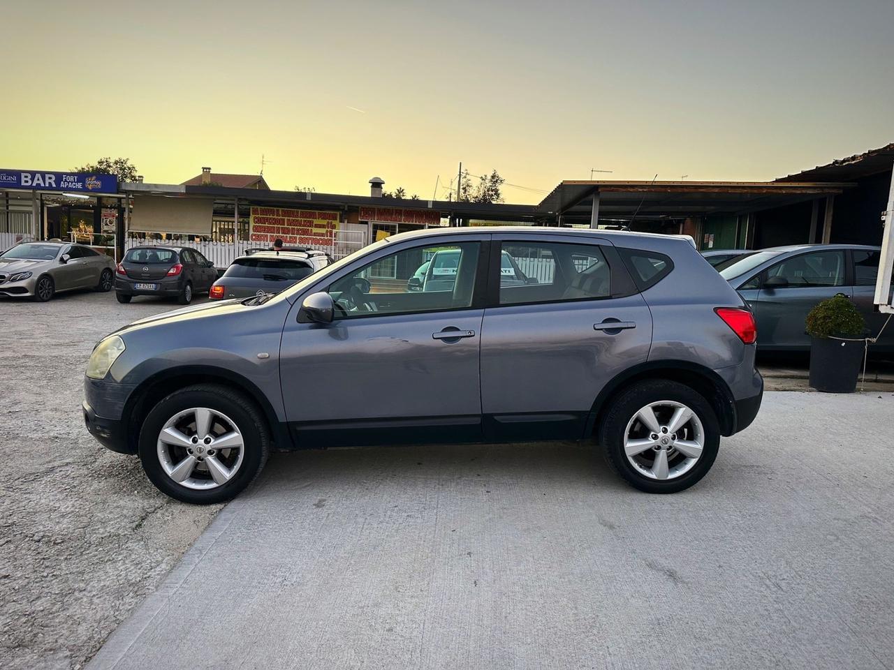 Nissan Qashqai 2.0 dCi DPF 4WD Tekna Garanzia 12 Mesi