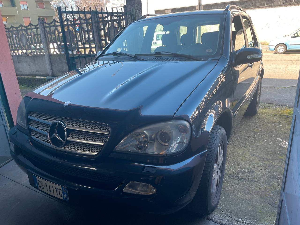 Mercedes-benz ML 270 turbodiesel cat CDI SE Leather