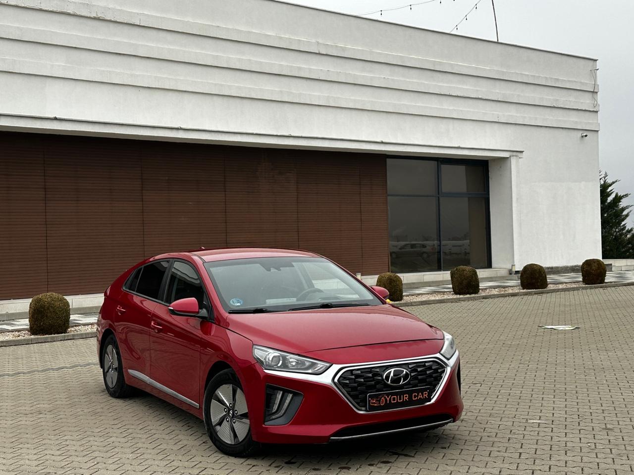 Hyundai Ioniq 1.6 Plug-in Hybrid DCT Prime