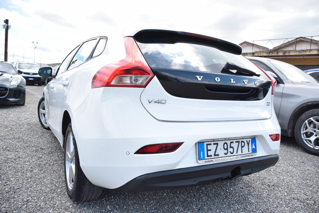 Volvo V40 GANCIO D2 1.6 115CV Business Edition NAVI CRUISE SENSORI BT OK NEOPATENTATI