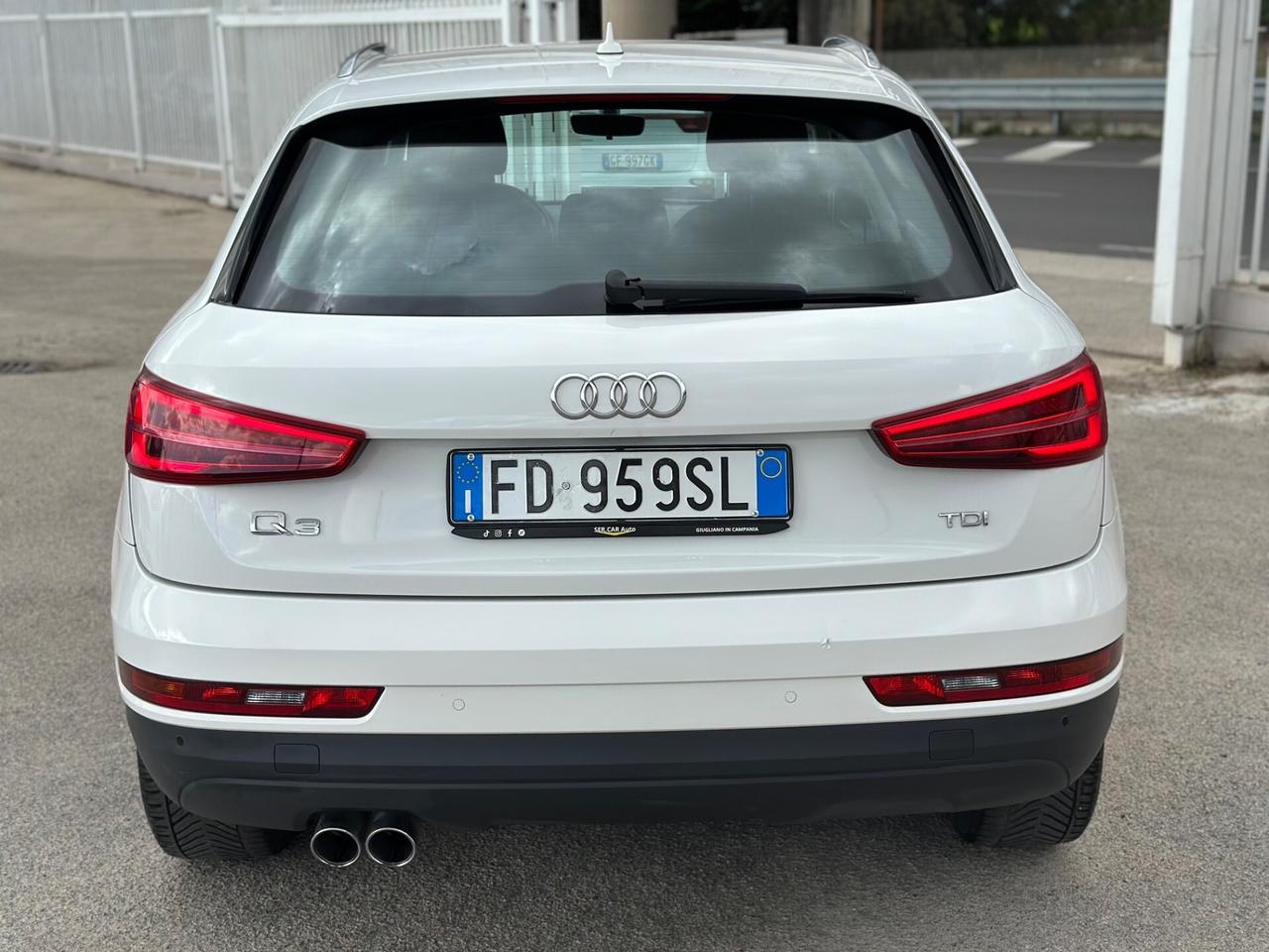 Audi Q3 2016 Restyling 2.0 TDI 120 CV Design PERFE