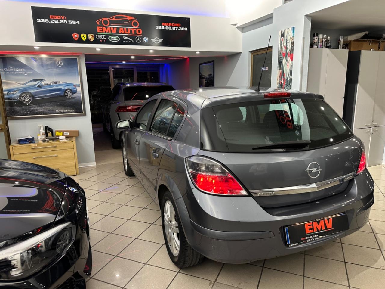 Opel Astra 1.7 CDTI 101cv 5 porte Cosmo