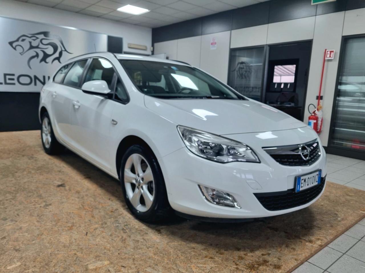 OPEL ASTRA 1.7 CDTI 110CV BUSINESS AUTOCARRO