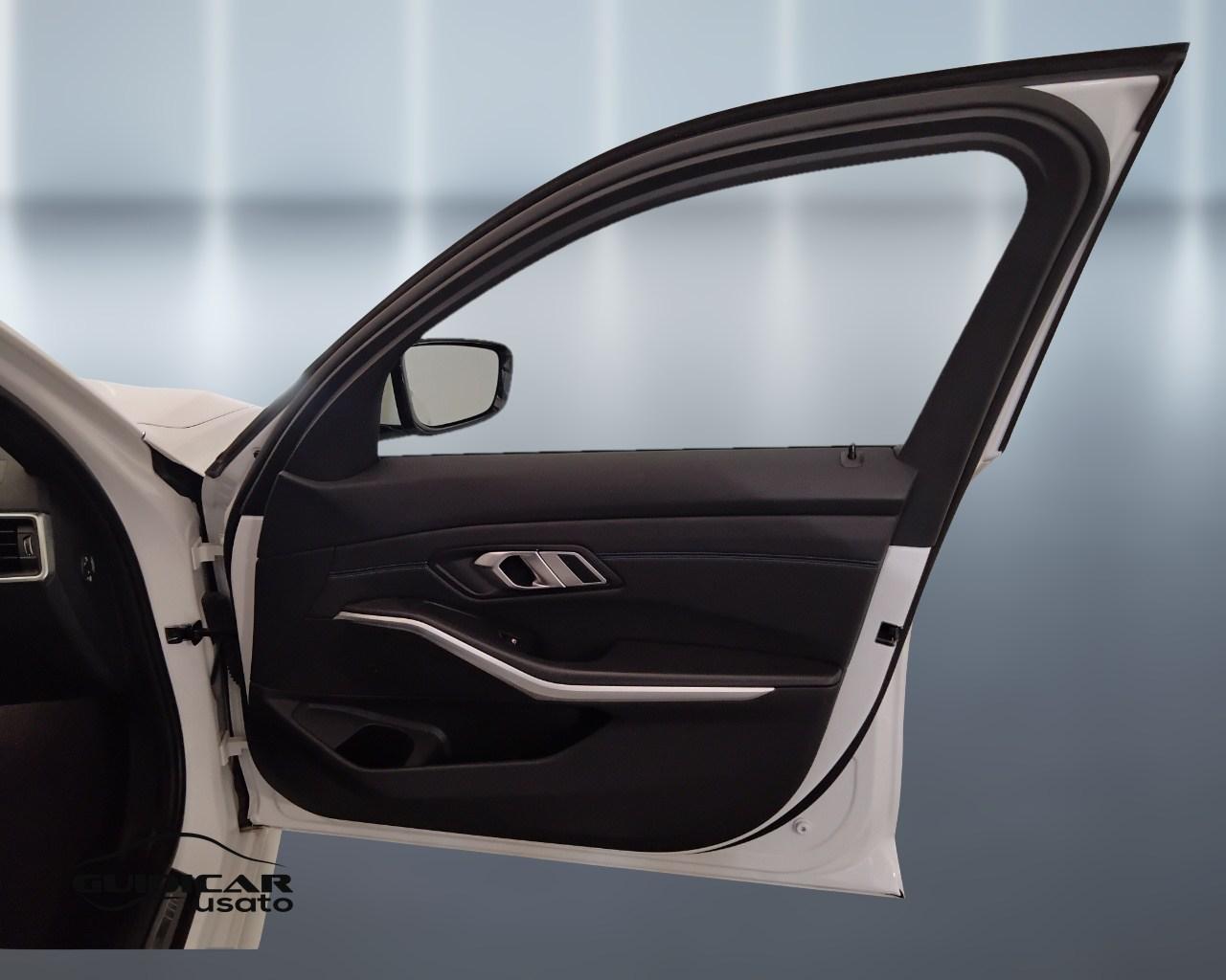 BMW Serie 3 G21 2022 Touring - 320d Touring mhev 48V MSport auto