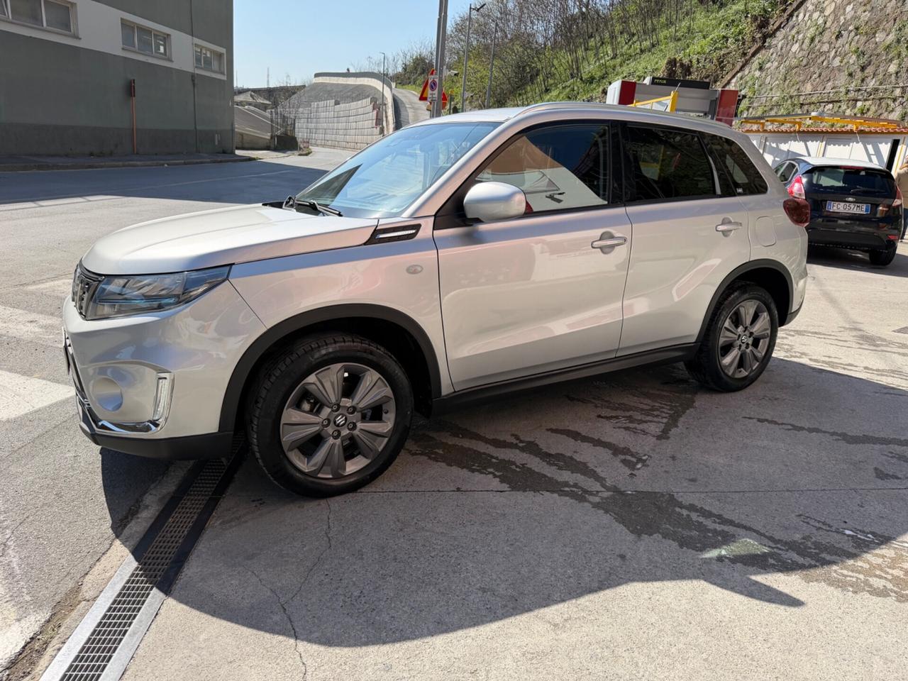 SUZUKI VITARA 1.4 HYBRID KM 50 MILA GANCIO TRAINO