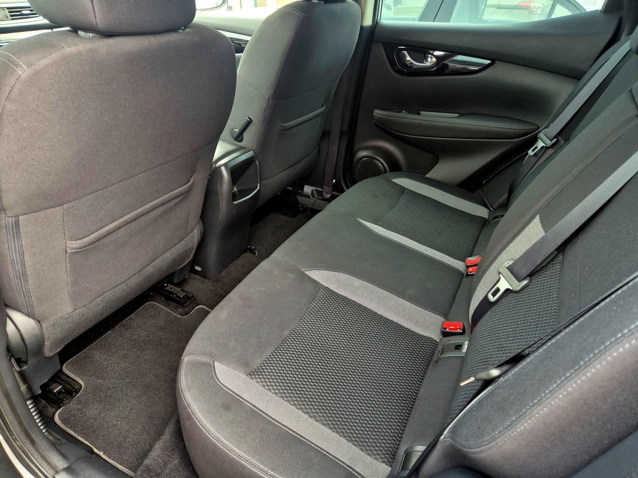 Nissan Qashqai 1.5 dCi 116 cv