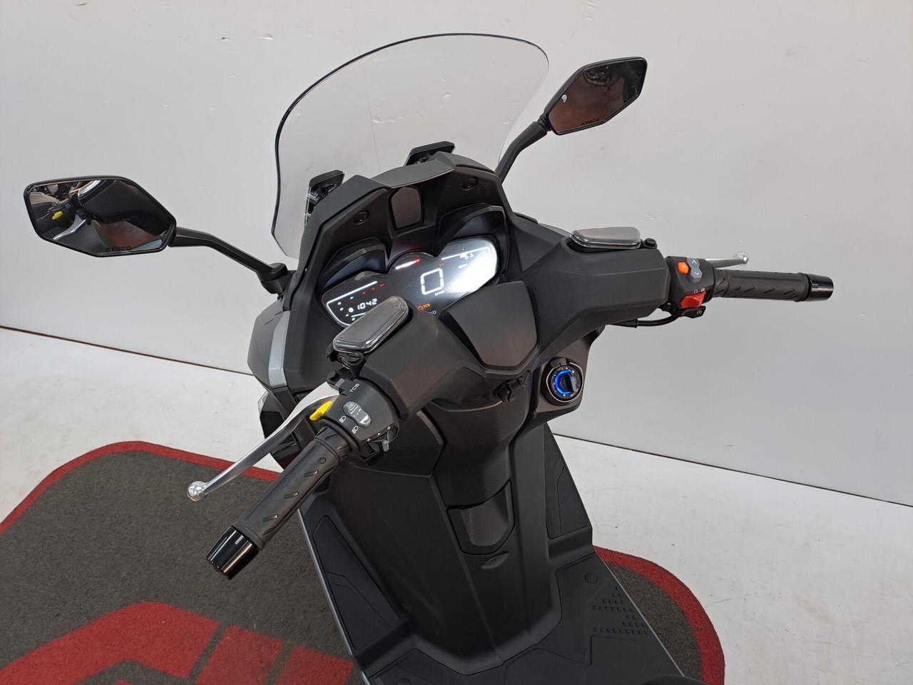 Kymco X-Town 250 ST DA 81 € AL MESE – SENZA ANTICIPO