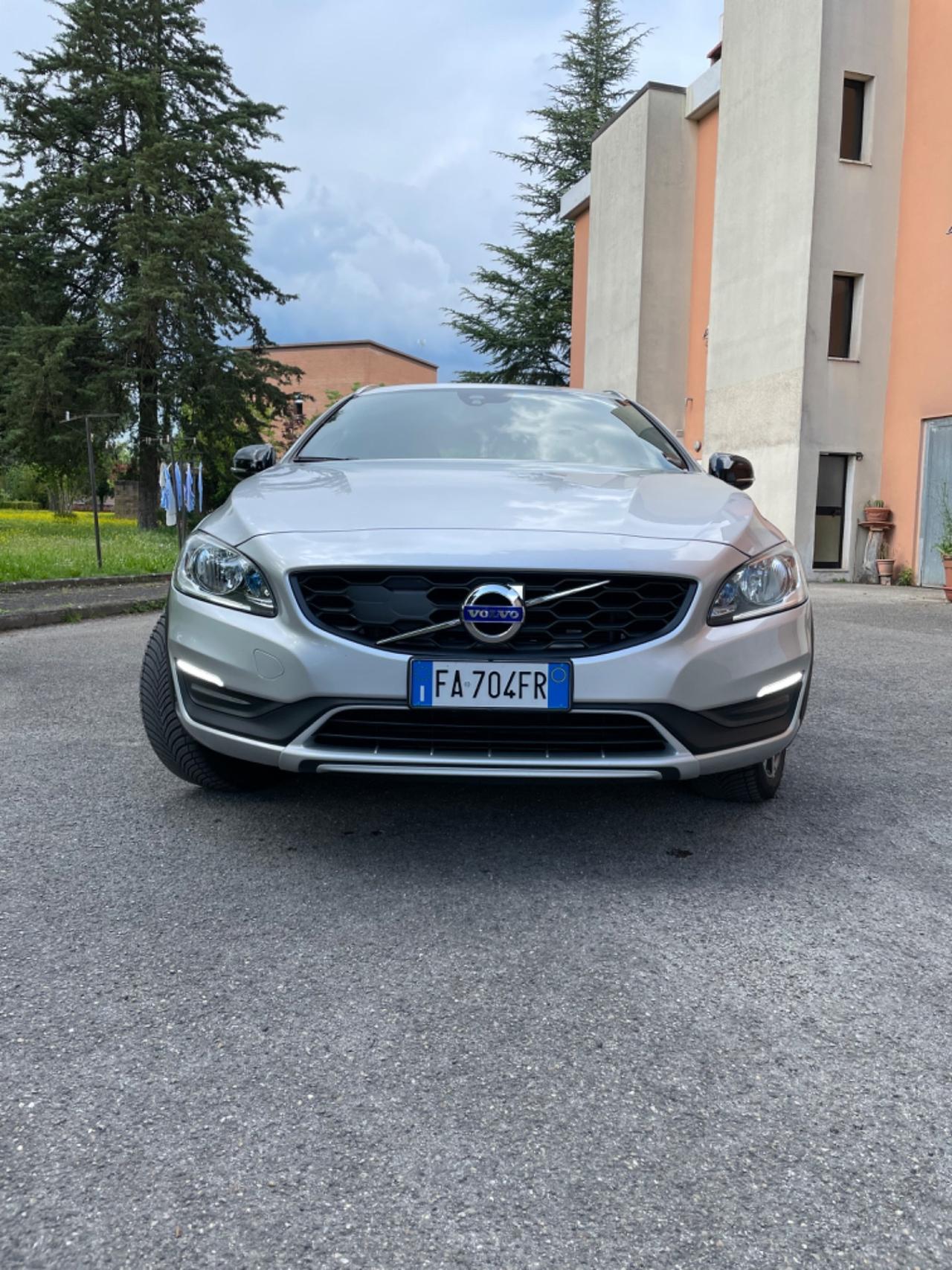 Volvo V60 Cross Country V60 Cross Country D4 AWD Geartronic Summum