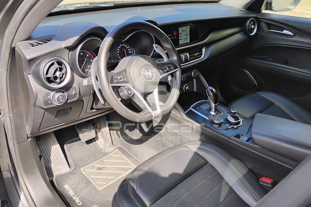ALFA ROMEO Stelvio 2.2 Turbodiesel 190 CV AT8 RWD Executive