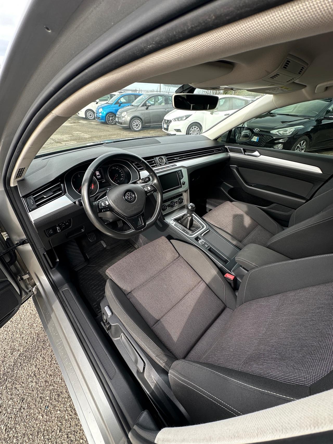 Volkswagen Passat Businessline 1.6 TDI BlueMotion Technology - 2015