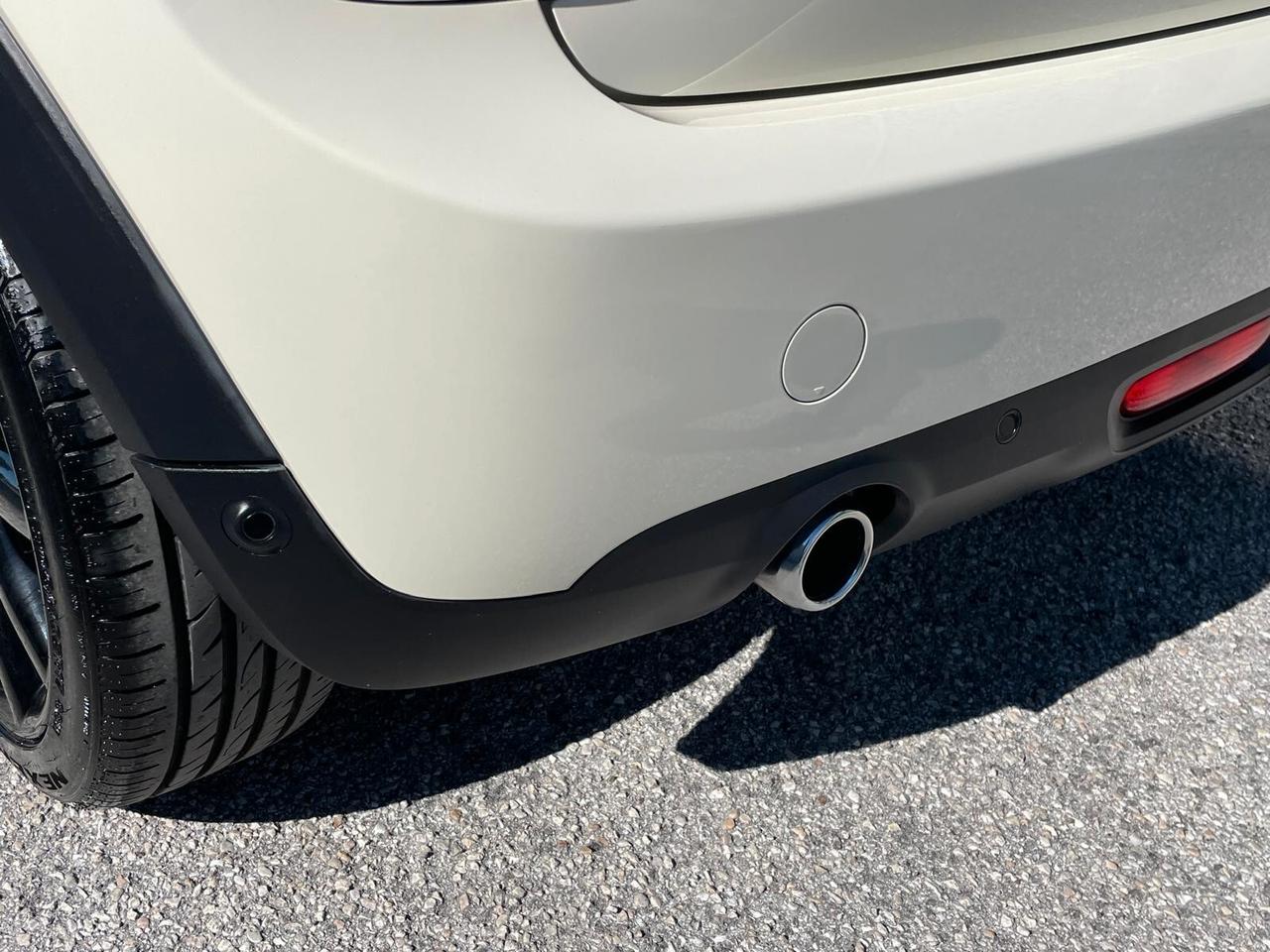 Mini Cooper Hype Cabrio 1.5 Benz 136 cv Automatica