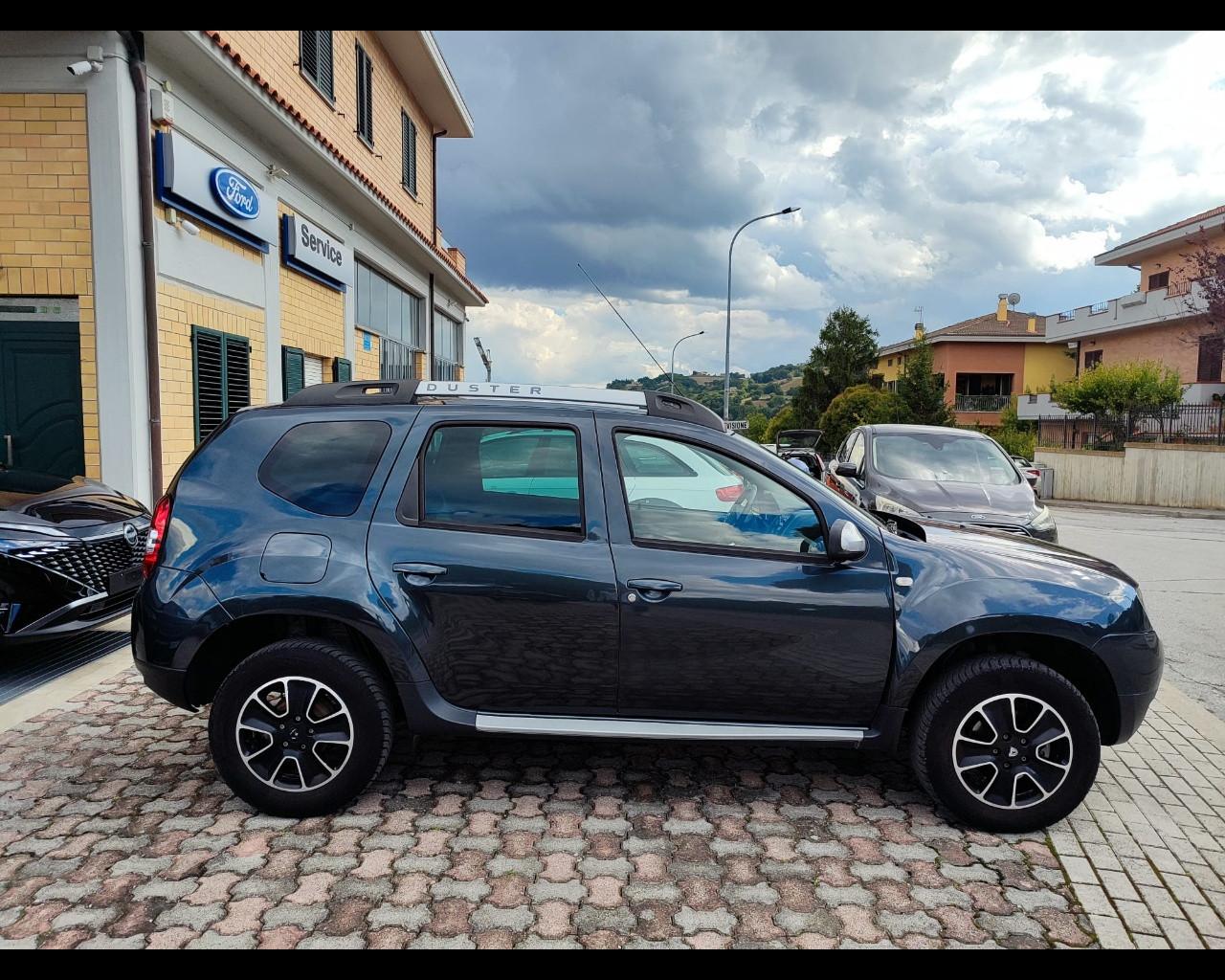 DACIA Duster 1ª serie - Duster 1.5 dCi 110CV S&S 4x2 Serie Speciale Lauréate Family