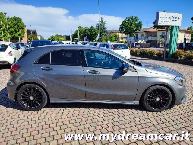 MERCEDES-BENZ A 200 d Sport