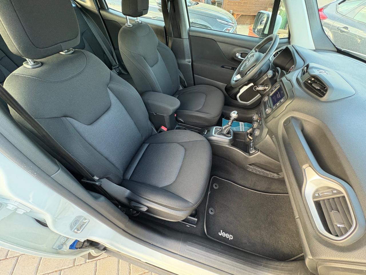 Jeep Renegade 1.6 Mjt 130 CV Longitude