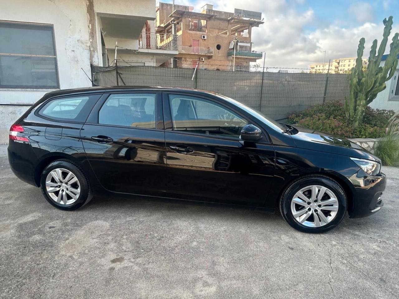 Peugeot 308 SW 1.5 BlueHDi 130cv Bus.2019