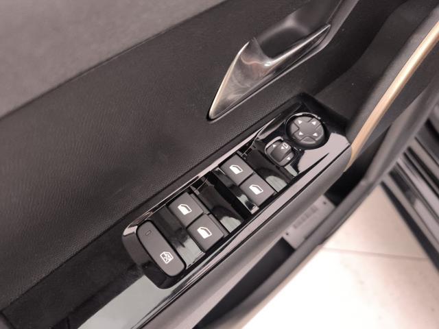 LANCIA Ypsilon 51kWh LX 156cv
